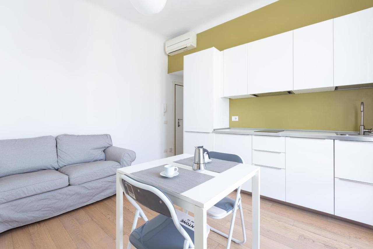 Porta Nuova Bright Studio With Balcony Milaan Buitenkant foto