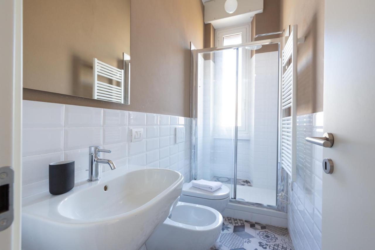 Porta Nuova Bright Studio With Balcony Milaan Buitenkant foto